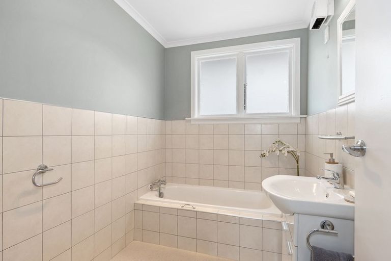 Photo of property in 103 Bassett Street, Burwood, Christchurch, 8083