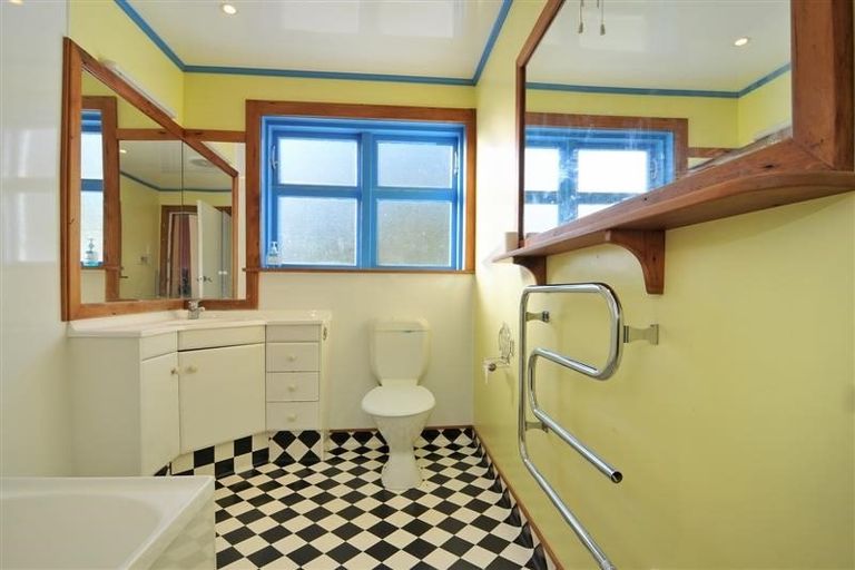 Photo of property in 182 Darlington Road, Miramar, Wellington, 6022