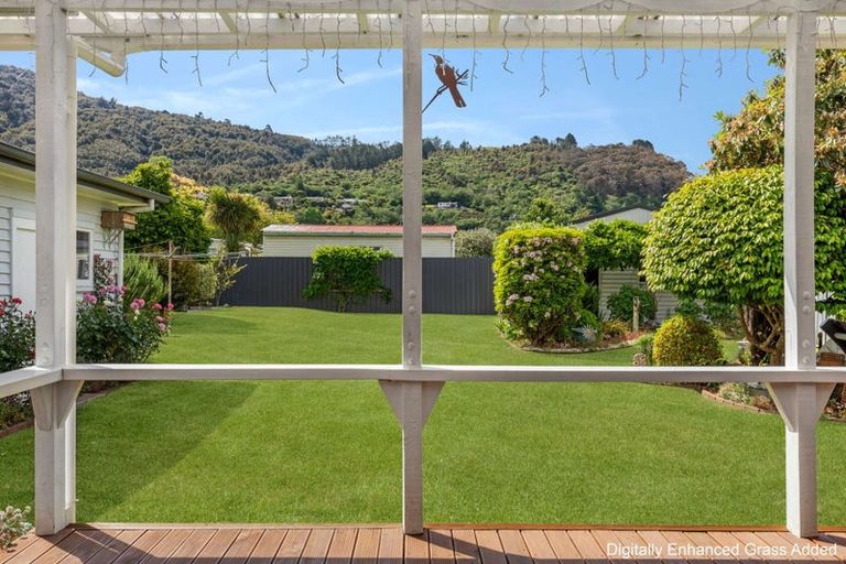 Photo of property in 1 Island View Road, Western Heights, Rotorua, 3015