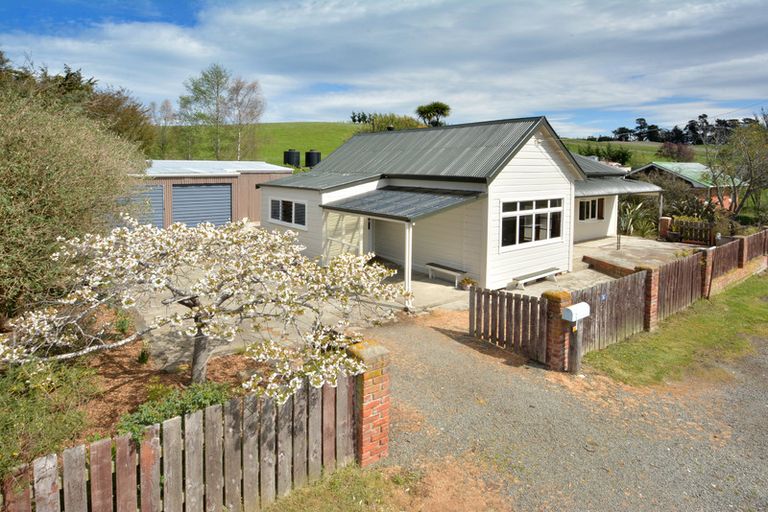 Photo of property in 56 Goodwood Road, Goodwood, Palmerston, 9481