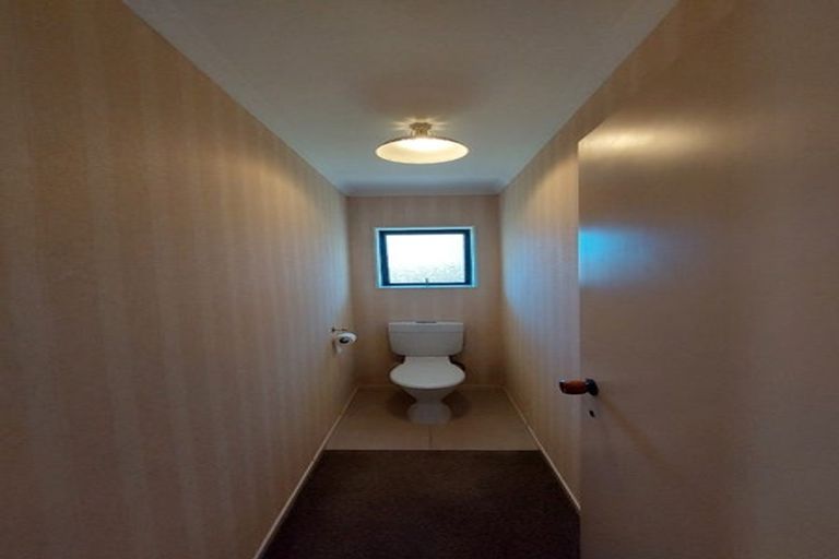 Photo of property in 15 Selwyn Street, Lower Vogeltown, New Plymouth, 4310