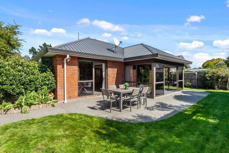 Photo of property in 93 Waratah Street, Avondale, Christchurch, 8061