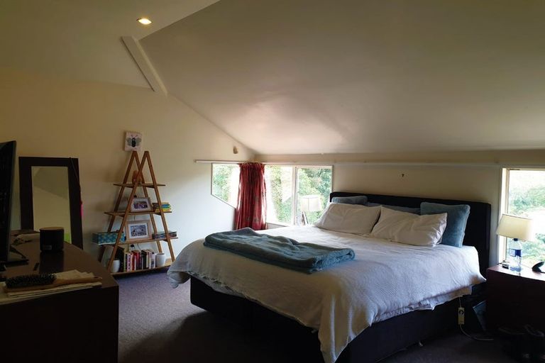 Photo of property in 419 Takapu Road, Takapu Valley, Wellington, 5028