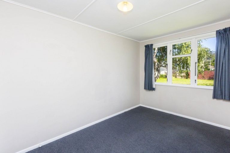 Photo of property in 22 Maher Street, Elderslea, Upper Hutt, 5018