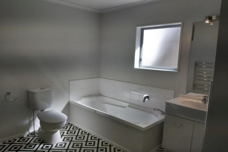 Photo of property in 7d Marjory Close, Broadmeadows, Wellington, 6035