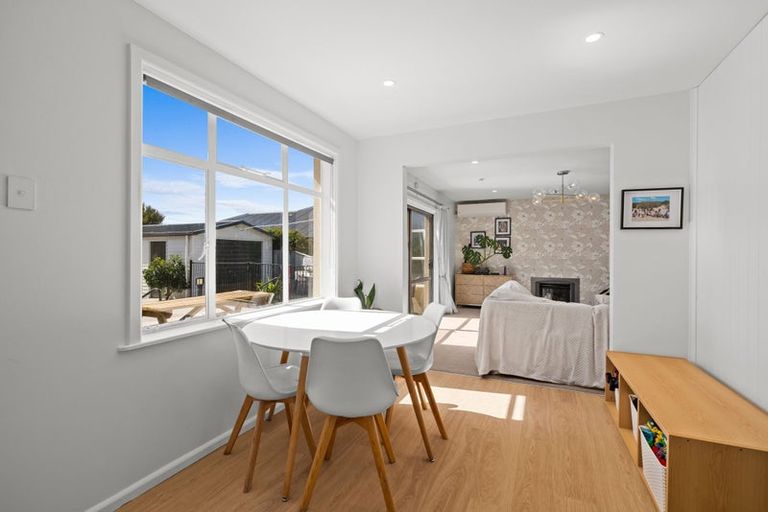 Photo of property in 5 Orrick Crescent, Avondale, Christchurch, 8061