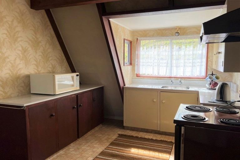 Photo of property in 15 Hewlett Road, Karoro, Greymouth, 7805