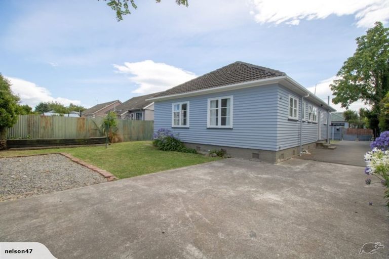 Photo of property in 3 Braemar Place, Avonside, Christchurch, 8061