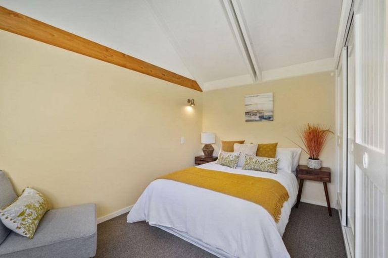 Photo of property in 2/8 Guinness Crescent, Ilam, Christchurch, 8041