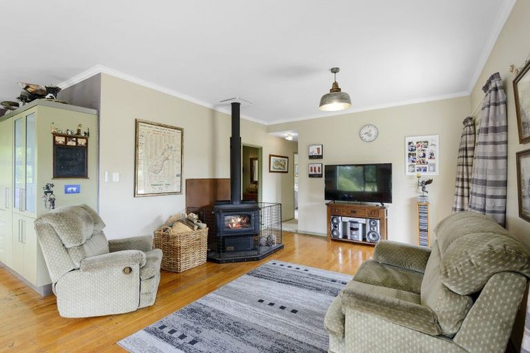 Photo of property in 996 Weedons Ross Road, West Melton, Christchurch, 7671