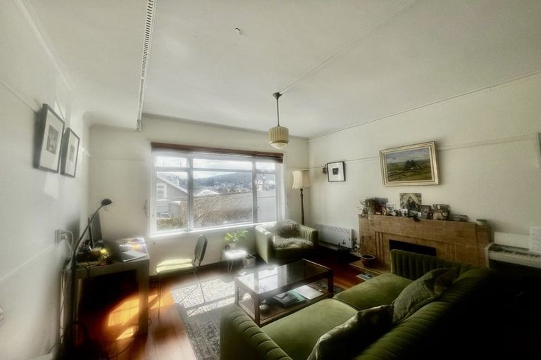Photo of property in Nissen Court, 11g Hawker Street, Mount Victoria, Wellington, 6011