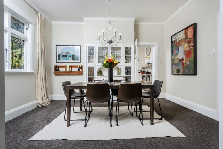 Photo of property in 181b Greenhithe Road, Greenhithe, Auckland, 0632