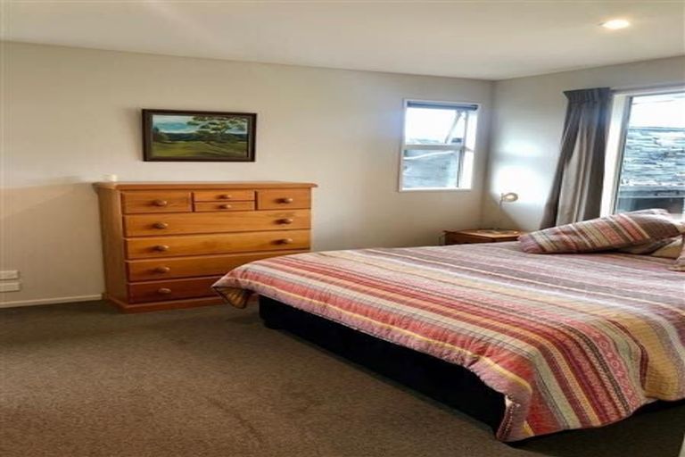 Photo of property in 28 Ngawhatu Road, Stoke, Nelson, 7011