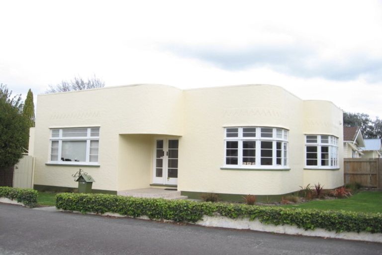 Photo of property in 4 Ngaio Street, West End, Palmerston North, 4412