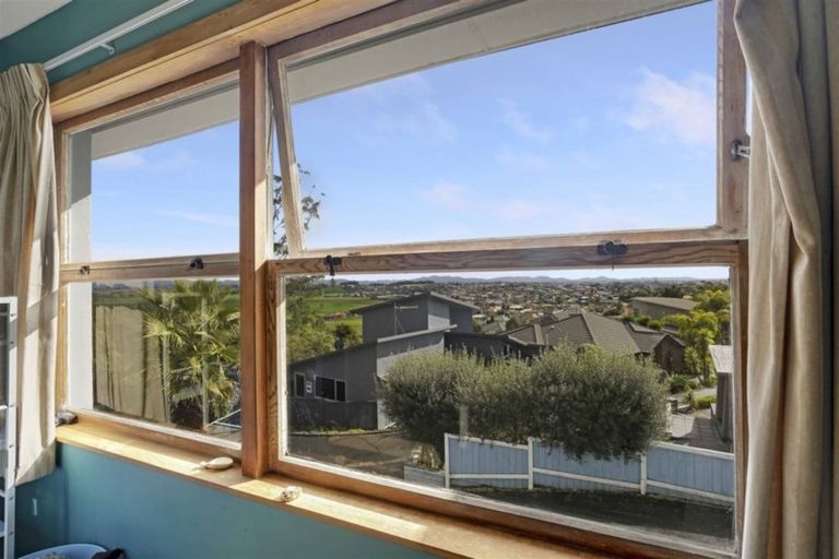 Photo of property in 7a Greenfield Drive, Western Heights, Hamilton, 3200