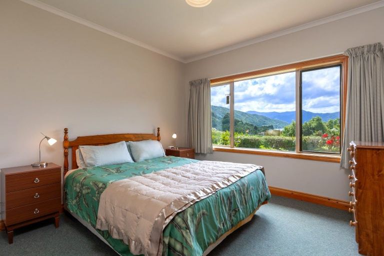 Photo of property in 888 Queen Charlotte Drive, Linkwater, Picton, 7281