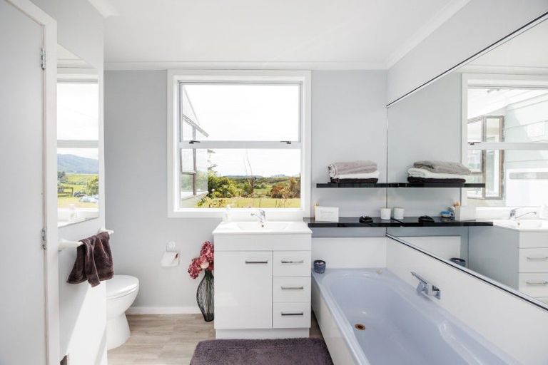 Photo of property in 71 Engles Road, Shannon, 4821