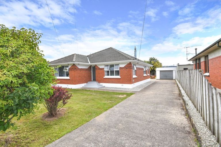 Photo of property in 84 Bush Road, Mosgiel, 9024