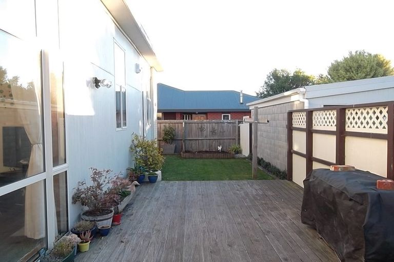 Photo of property in 3b Elizabeth Street, Riccarton, Christchurch, 8011