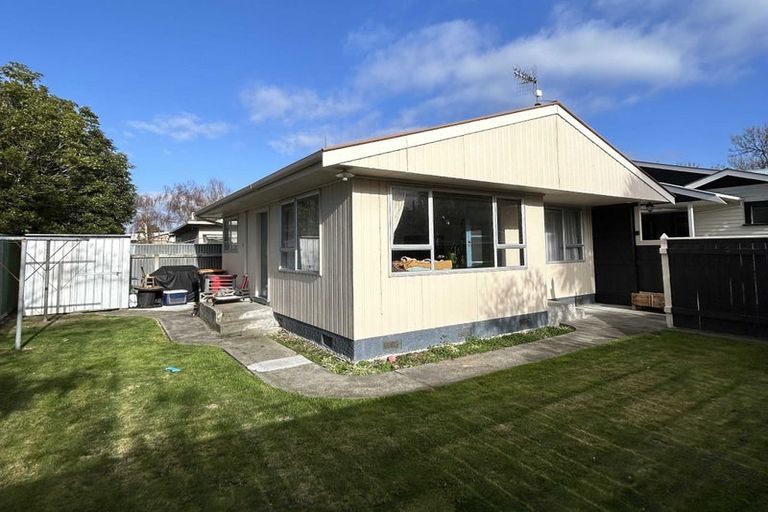 Photo of property in 41 Milverton Avenue, Hokowhitu, Palmerston North, 4410