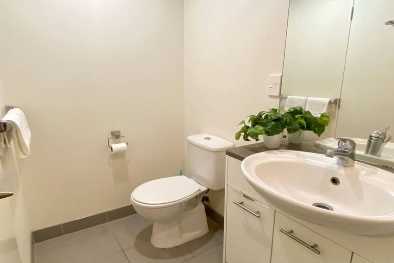 Photo of property in 23 Emily Place, Bellevue, Tauranga, 3110