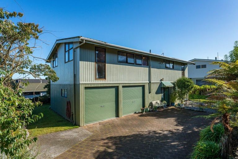 Photo of property in 2/48 Harvey Street, Waipahihi, Taupo, 3330