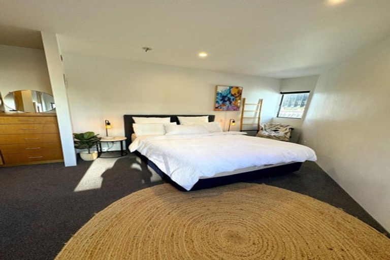 Photo of property in 136 Willis Street, Te Aro, Wellington, 6011