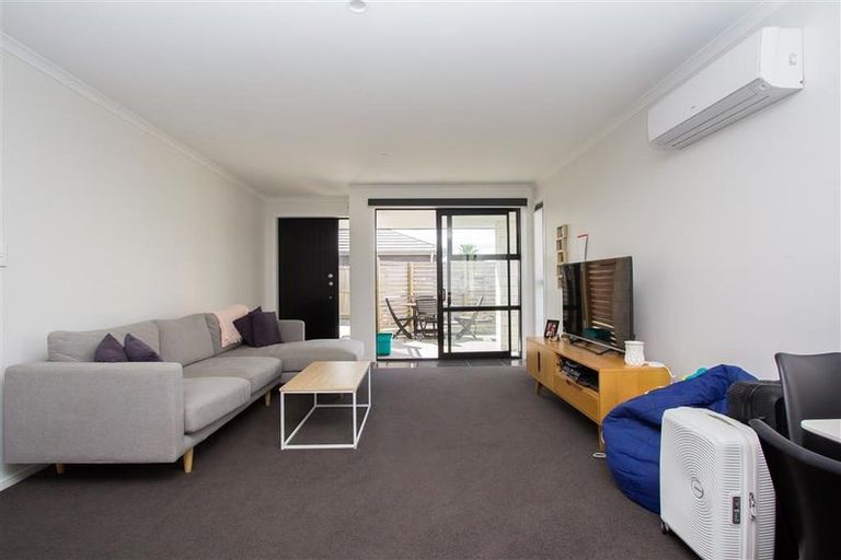 Photo of property in 9a Warwick Avenue, St Andrews, Hamilton, 3200