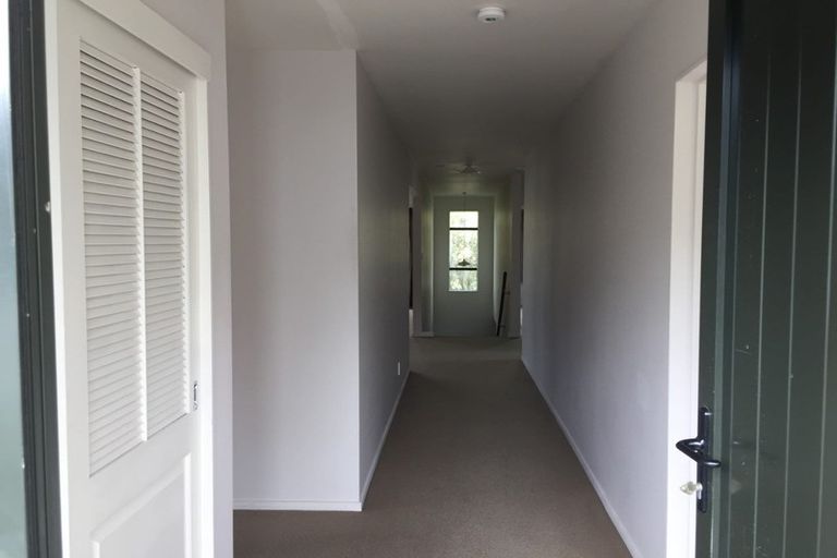 Photo of property in 302b Triangle Road, Massey, Auckland, 0614