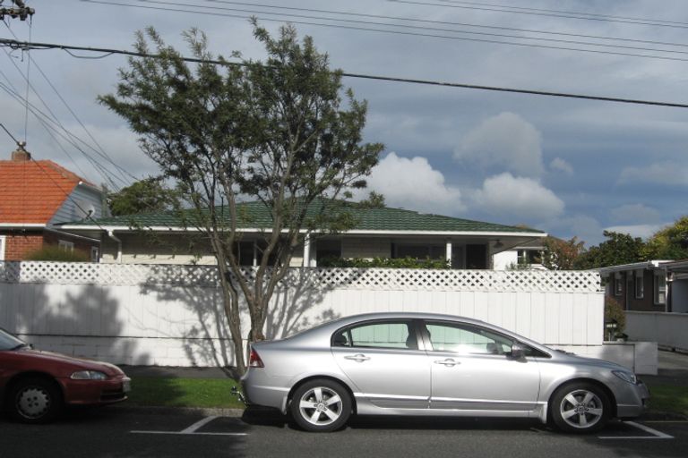 Photo of property in 56 Copeland Street, Hutt Central, Lower Hutt, 5011