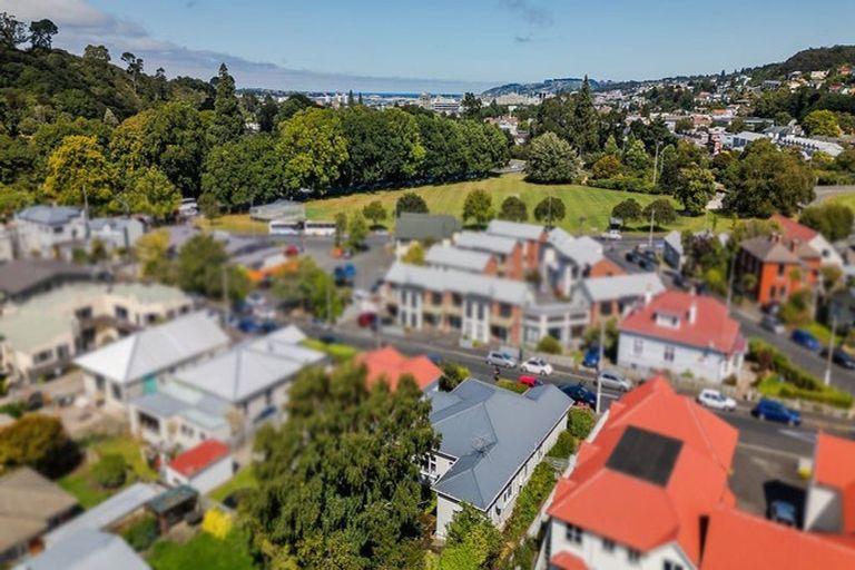 Photo of property in 24 Gladstone Road, North East Valley, Dunedin, 9010