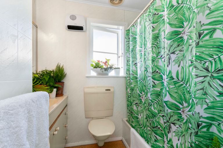 Photo of property in 57 Hall Crescent, Epuni, Lower Hutt, 5011