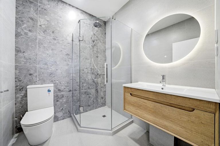 Photo of property in 10 Harakeke Lane, Orewa, 0931