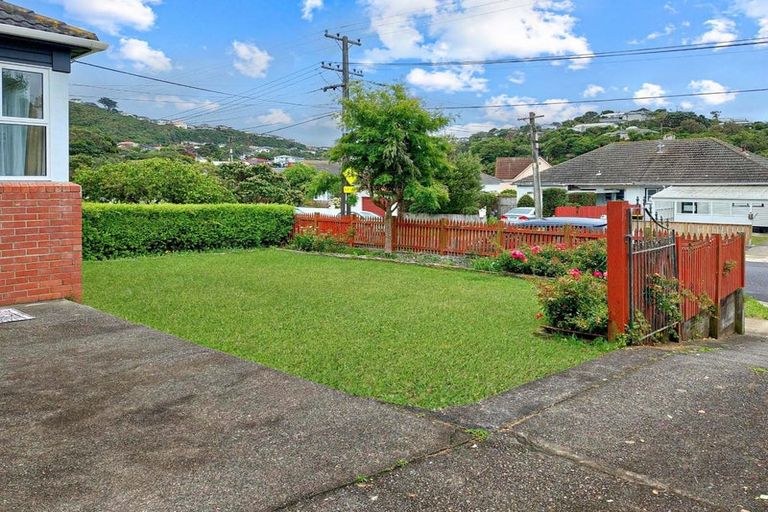 Photo of property in 3 Kipling Street, Johnsonville, Wellington, 6037