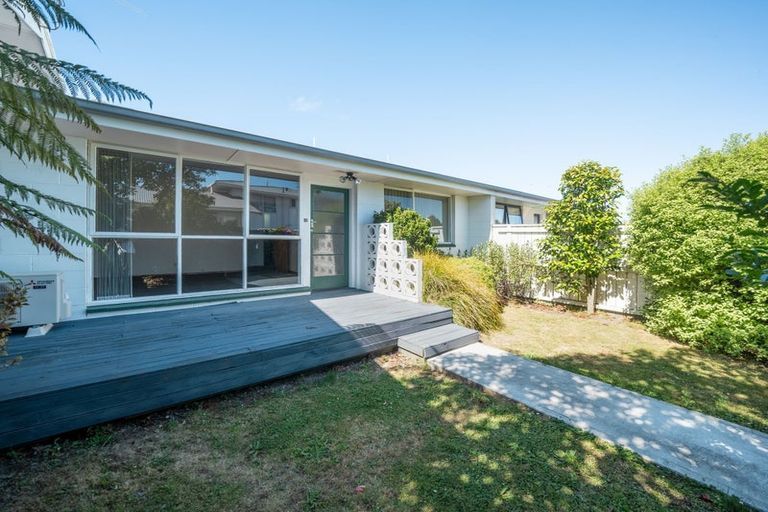 Photo of property in 2/26 Mona Vale Avenue, Riccarton, Christchurch, 8011