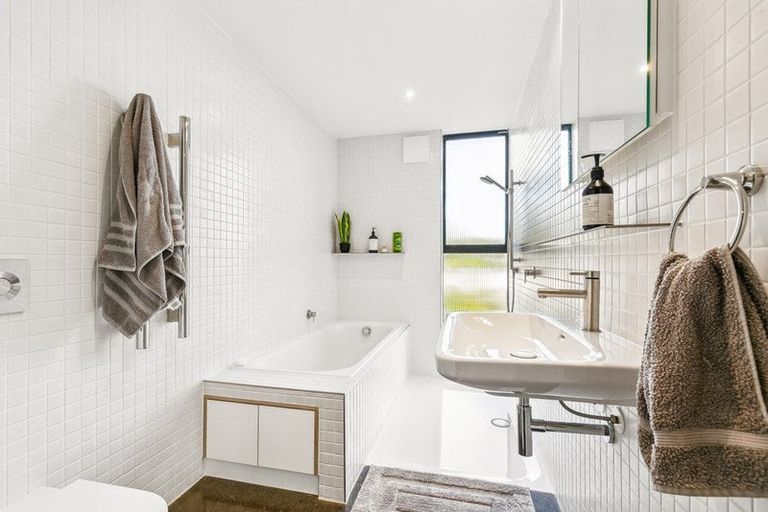 Photo of property in 69b Sidlaw Street, Strathmore Park, Wellington, 6022