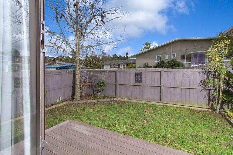 Photo of property in 85 Girrahween Drive, Totara Vale, Auckland, 0629