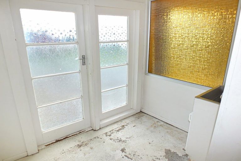 Photo of property in 23 Pratt Avenue, Foxton Beach, Foxton, 4815