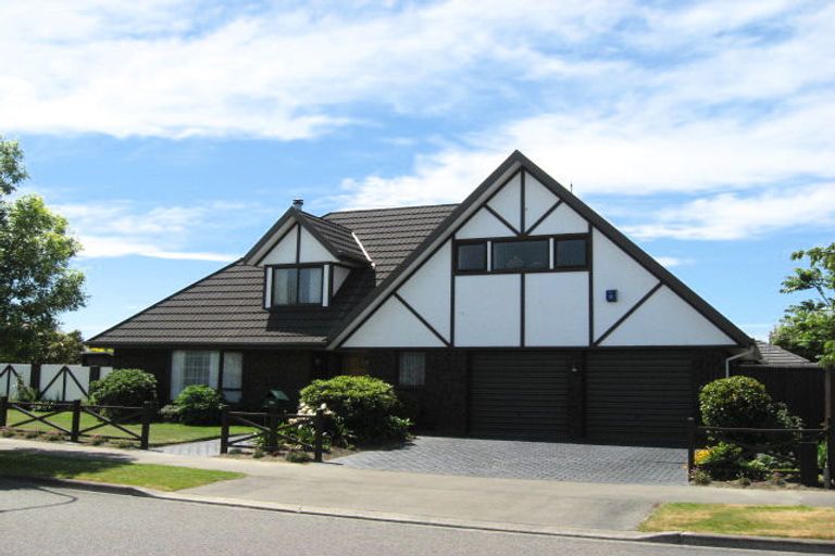 Photo of property in 109 Apsley Drive, Avonhead, Christchurch, 8042