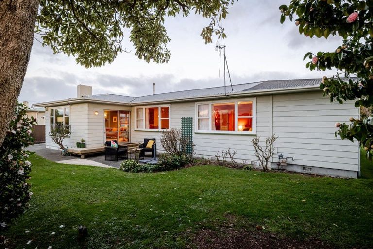 Photo of property in 3 Clarke Avenue, Highbury, Palmerston North, 4412