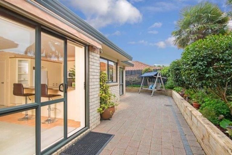 Photo of property in 9 Ardkeen Place, East Tamaki, Auckland, 2016