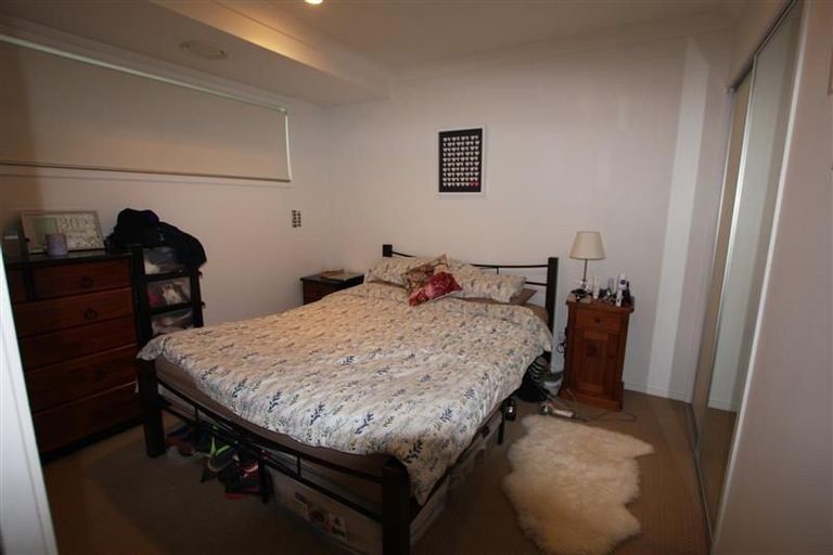 Photo of property in 1h/33 Mackelvie Street, Grey Lynn, Auckland, 1021