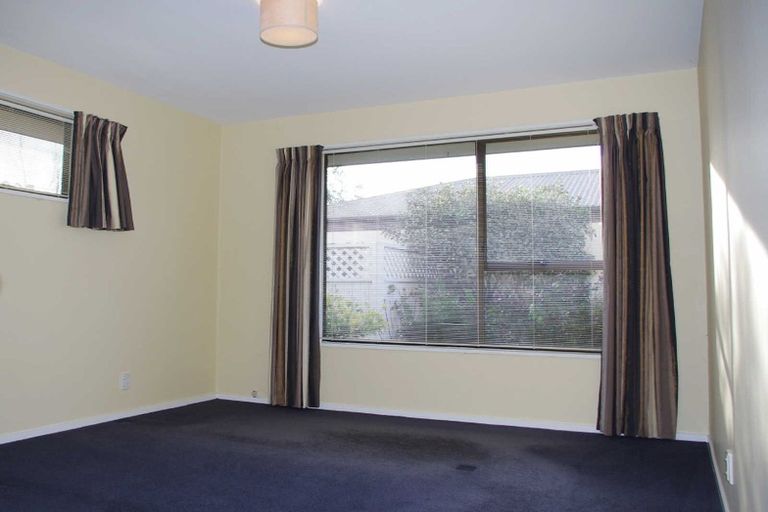 Photo of property in 3/51 Marshland Road, Shirley, Christchurch, 8061