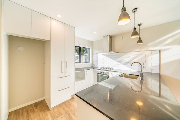 Photo of property in 24d Palmer Crescent, Silverstream, Upper Hutt, 5019