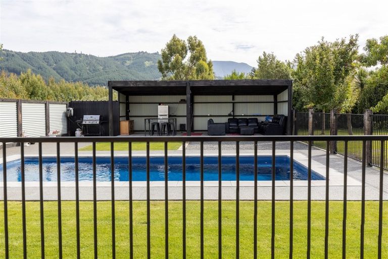 Photo of property in 48 Rarangi Road, Rarangi, Blenheim, 7273