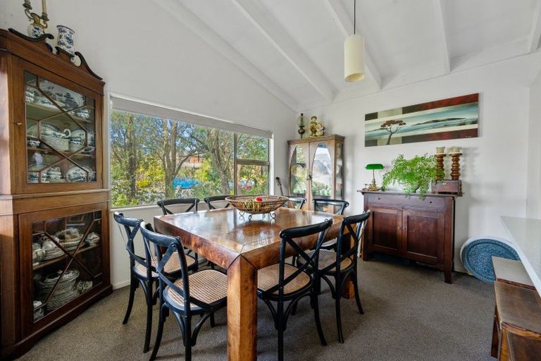 Photo of property in 34 James Cook Street, Havelock North, 4130