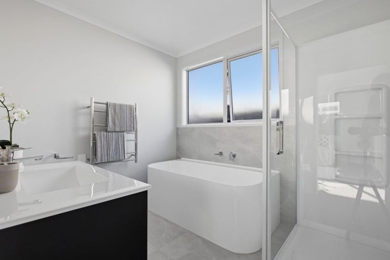 Photo of property in 6 Rockefeller Street, Papamoa, 3118