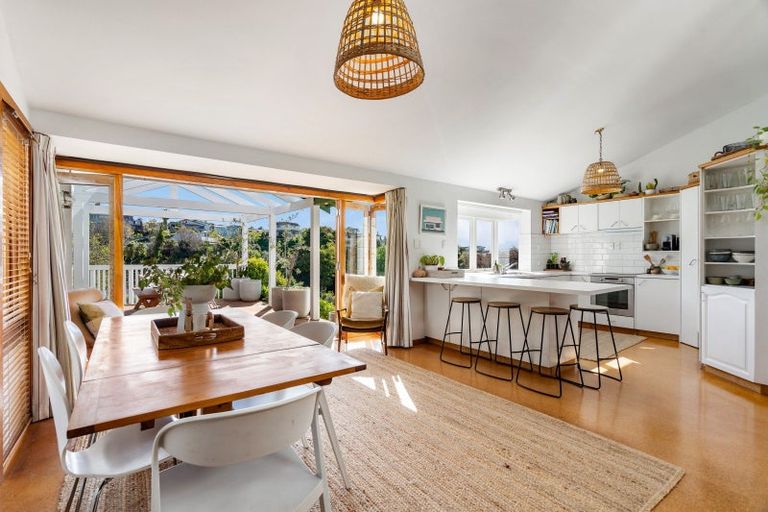 Photo of property in 29 Havelock Road, Hospital Hill, Napier, 4110