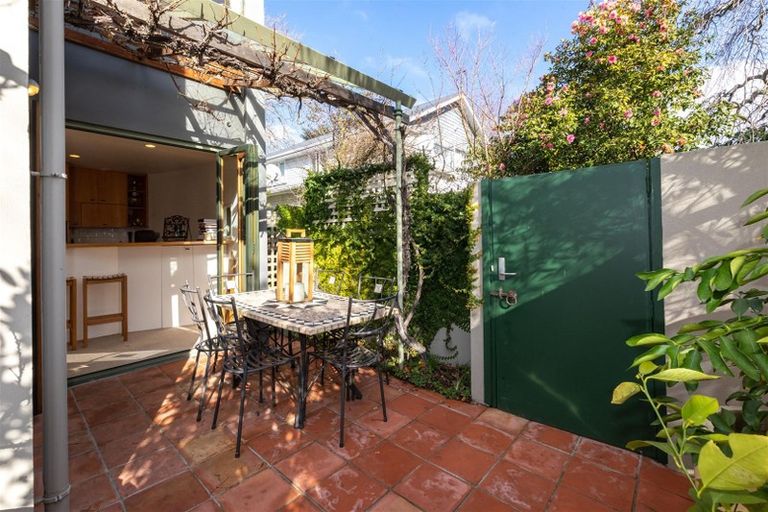 Photo of property in 16a Saint Albans Street, St Albans, Christchurch, 8014