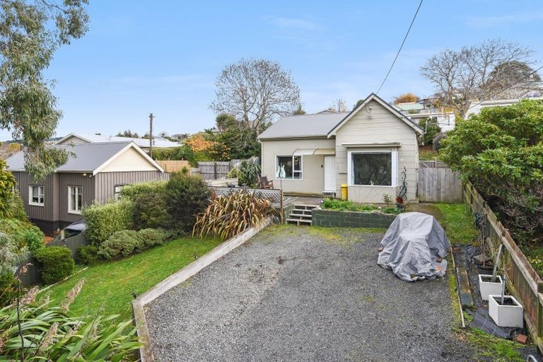 Photo of property in 33 Beresford Street, Kaikorai, Dunedin, 9010